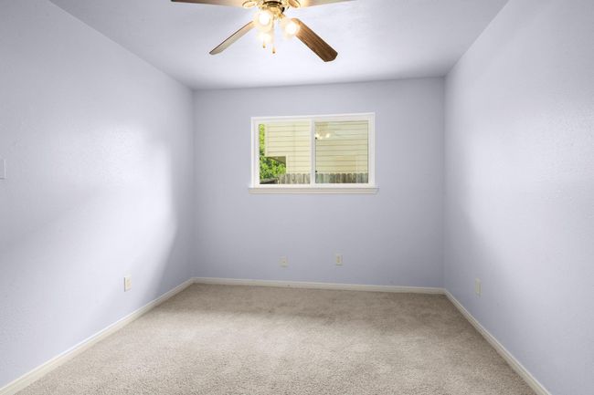 Secondary bedroom | Image 18