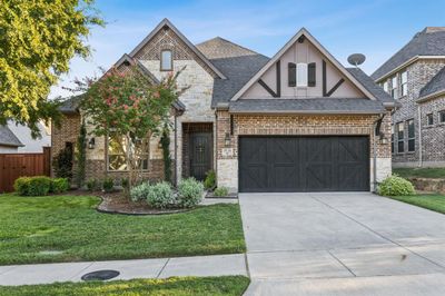 9156 Vintage Oaks Court, House other with 3 bedrooms, 2 bathrooms and null parking in Dallas TX | Image 1