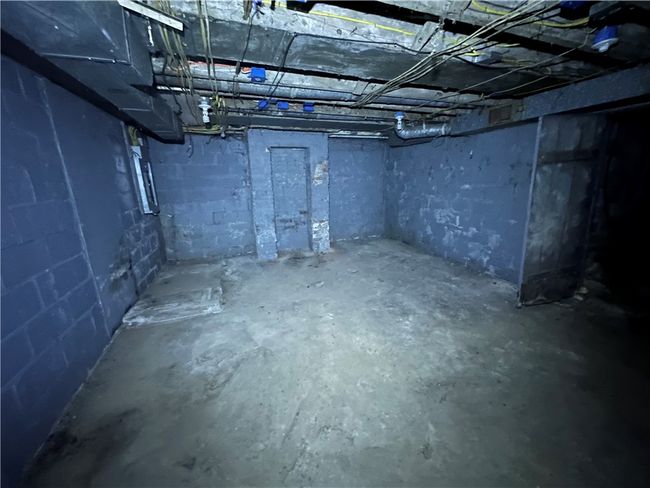 348 3 Rd St, House other with 3 bedrooms, 1 bathrooms and null parking in Webster PA | Image 15