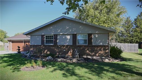 96 Eastwood Dr, Springfield, OH, 45504-3202 | Card Image