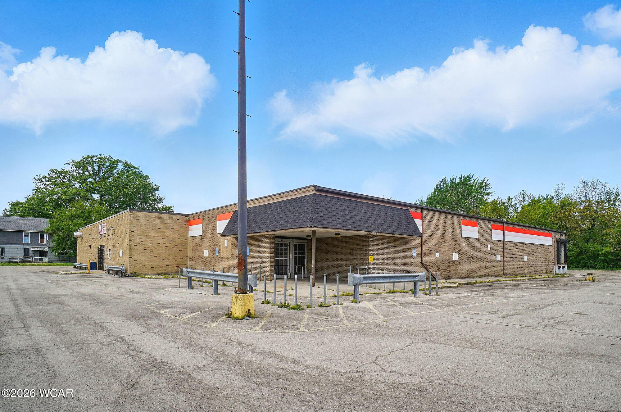 128 W Vine St, Lima, OH 45895