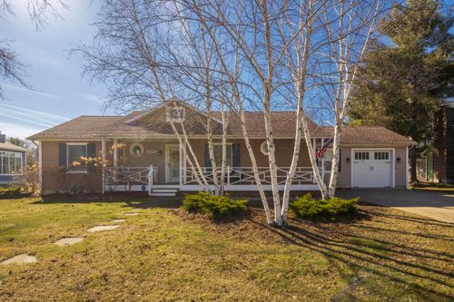 16344 Blossom Ln, Union Pier, MI, 49129-9353 | Card Image
