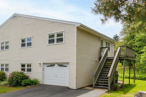 100 Dawson Ave, Manchester, NH, 03104-5745 | Card Image