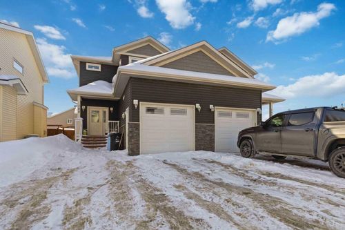 102 Athabasca Cres, Fort Mcmurray, AB, T9J1C1 | Card Image