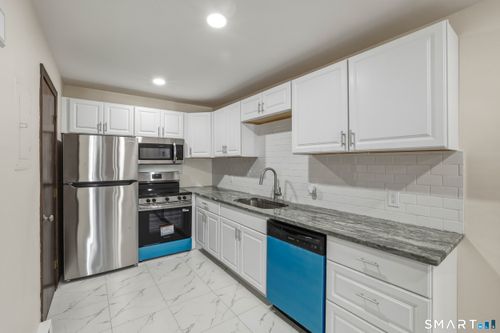 apt-9-275 Broad St, Meriden, CT, 06450-5854 | Card Image