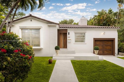 528 Sevilla Ave, Coral Gables, FL, 33134-5715 | Card Image