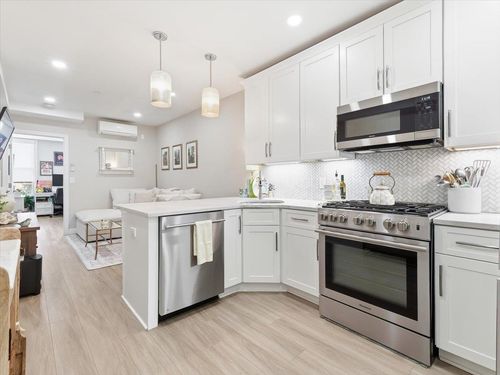 apt-3r-406 Madison St, Hoboken, NJ, 07030-1716 | Card Image