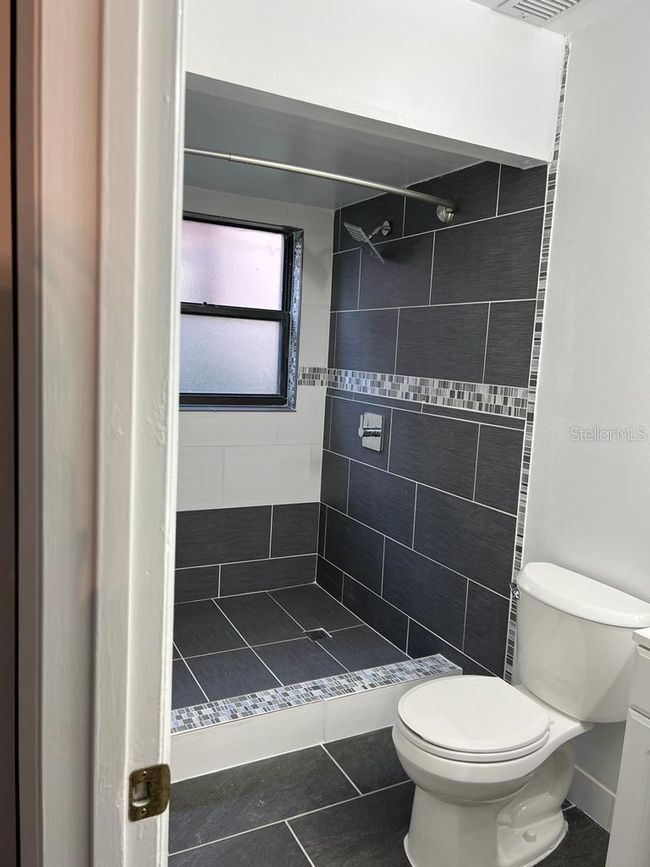 APT-1 - 2900 S Semoran Blvd, Condo with 2 bedrooms, 2 bathrooms and null parking in ORLANDO FL | Image 23