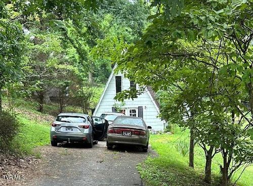 334 Walker Street, Kingsport, TN, 37665 | Card Image
