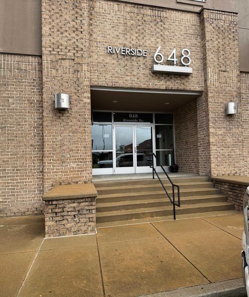 apt-309-648 S Riverside Dr, Memphis, TN, 38103-4622 | Card Image