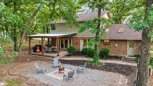 380 County Road 123, Gainesville, TX, 76240-7672 | Card Image