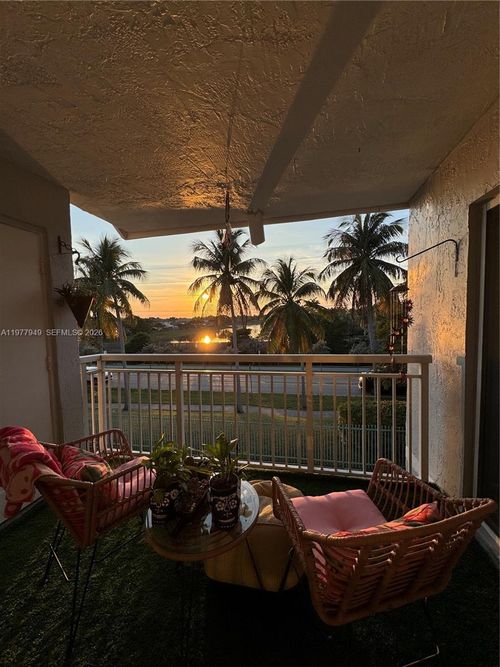 apt-304-8670 Sw 212th St, Cutler Bay, FL, 33189-3354 | Card Image