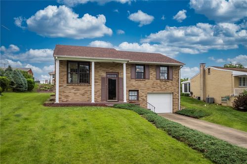 122 Louis Dr, Stowe Twp, PA, 15136 | Card Image