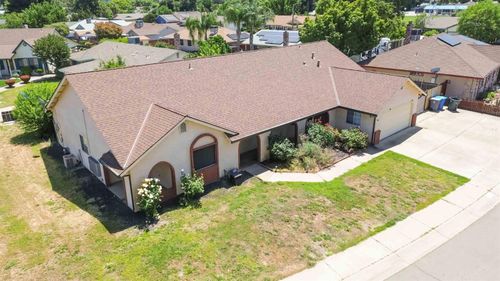 780 Teakwood Dr, Yuba City, CA, 95991-1258 | Card Image