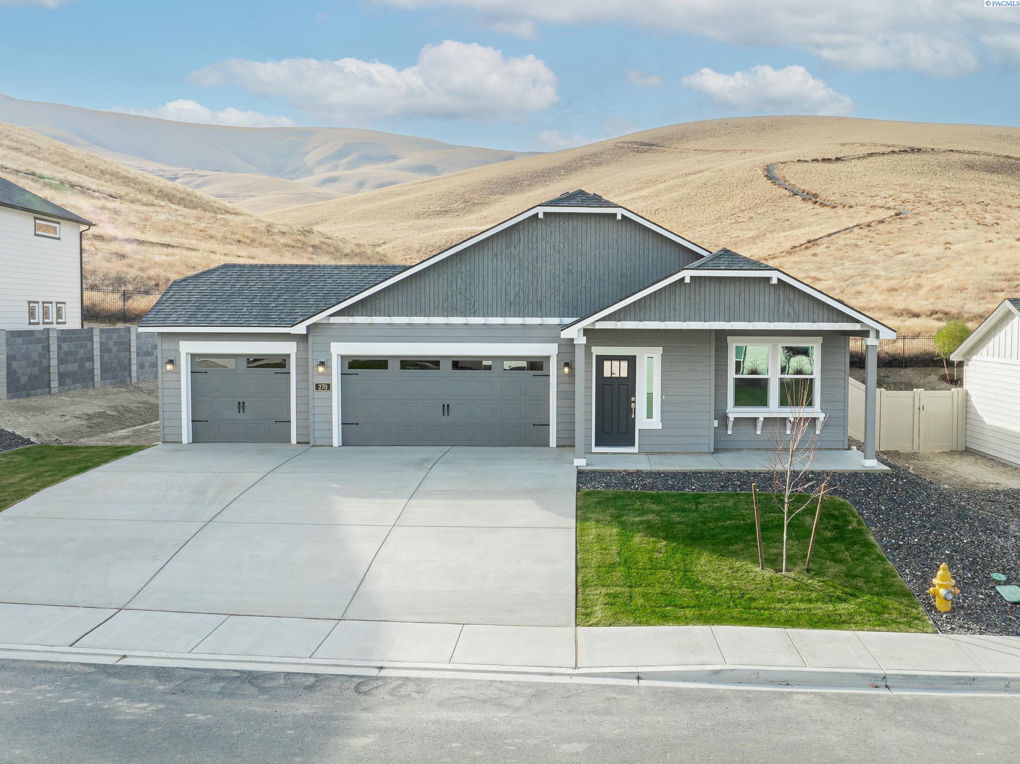 Ladera St, Prosser, WA 99350