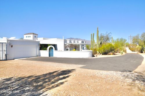 5351 N Camino De Oeste, Tucson, AZ, 85745 | Card Image