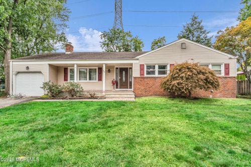 25 Eileen Way, Edison, NJ, 08837-2315 | Card Image