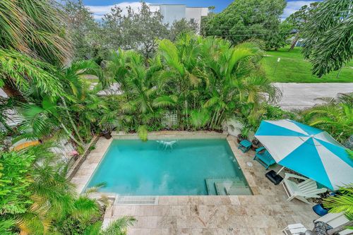 1251 Ne 32nd St, Oakland Park, FL, 33334-4501 | Card Image