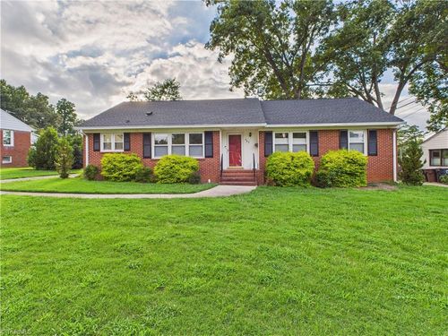 603 Candlewood Dr, Greensboro, NC, 27403-1102 | Card Image