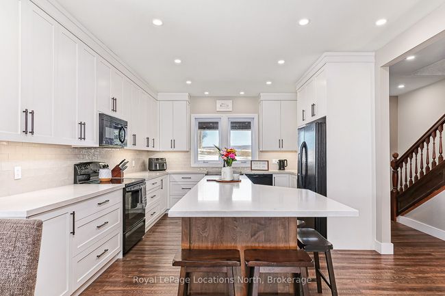 1931 Conc 10 Nottawasaga Concession W, House other with 4 bedrooms, 4 bathrooms and 4 parking in Clearview ON | Image 13