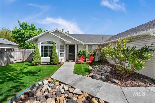 1102 W Waltman Dr, Meridian, ID, 83642-6147 | Card Image