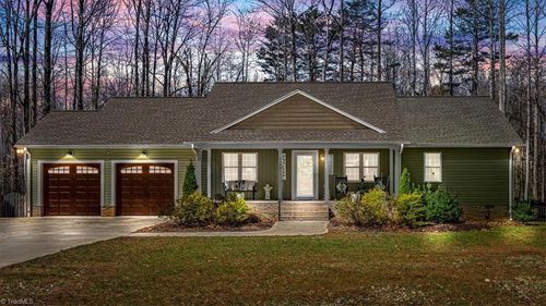 5086 Appalachian Rd, Winston Salem, NC, 27105-1502 | Card Image