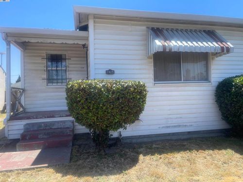 1308 103rd Ave, Oakland, CA, 94603-3113 | Card Image