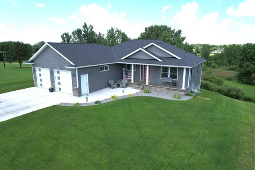 123 Par Dr, Albany, MN, 56307-4538 | Card Image