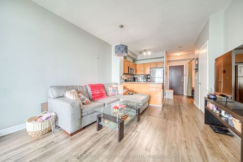 3407-16 Yonge St, Toronto, ON, M5E2A1 | Card Image