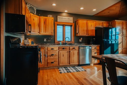 E847 County Rd S, LUXEMBURG, WI, 54217-8549 | Card Image