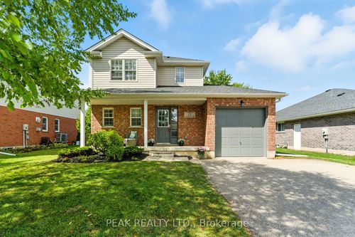 11 Macpherson Dr, Paris, ON, N3L4B6 | Card Image