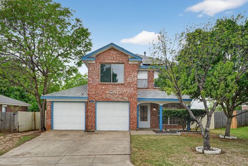 8524 Gatlinburg Dr, Fort Worth, TX, 76123-1744 | Card Image