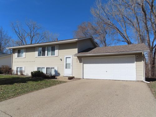 2115 Cliffview Dr, Eagan, MN, 55122-2380 | Card Image
