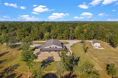 6161 County Road 291 E, Kilgore, TX, 75662-1648 | Card Image