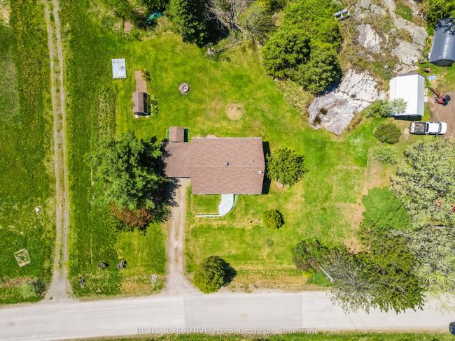34 Ritchie Rd, House other with 3 bedrooms, 1 bathrooms and 6 parking in Cache Bay ON | Image 37
