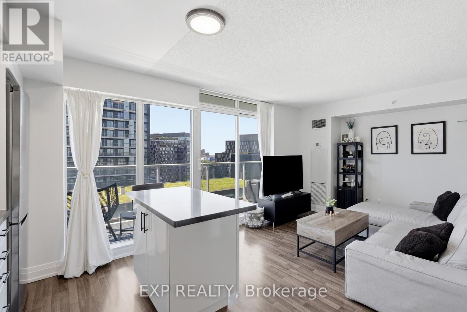 Residential in Toronto (Clanton Park)