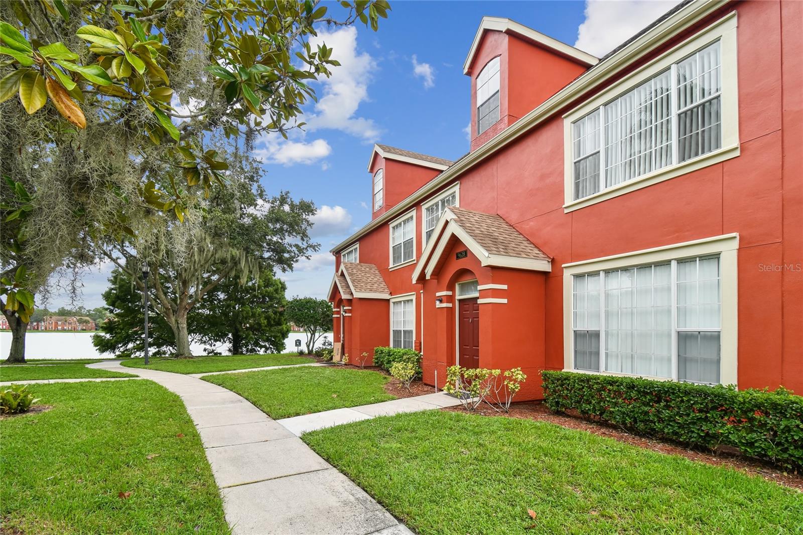 Lake Chase Island Way, Tampa, FL 33626