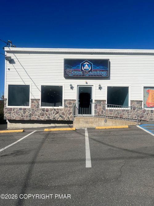 2095 Route 209, Brodheadsville, PA, 18322-7822 | Card Image