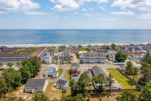 301-162 E Grand Ave, Old Orchard Beach, ME, 04064-2939 | Card Image