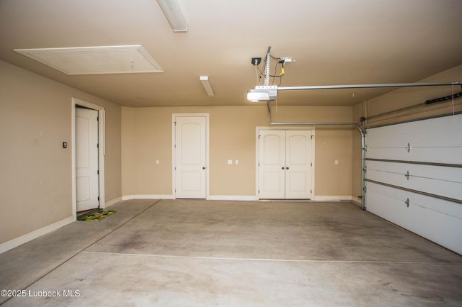 2409 Juniper Dr, House other with 3 bedrooms, 2 bathrooms and null parking in Lamesa TX | Image 37