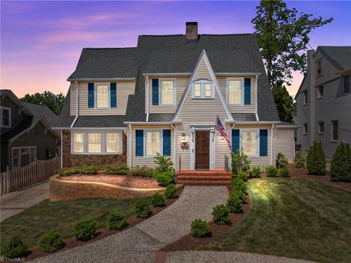 638 Colonial Dr, High Point, NC, 27262-3740 | Card Image