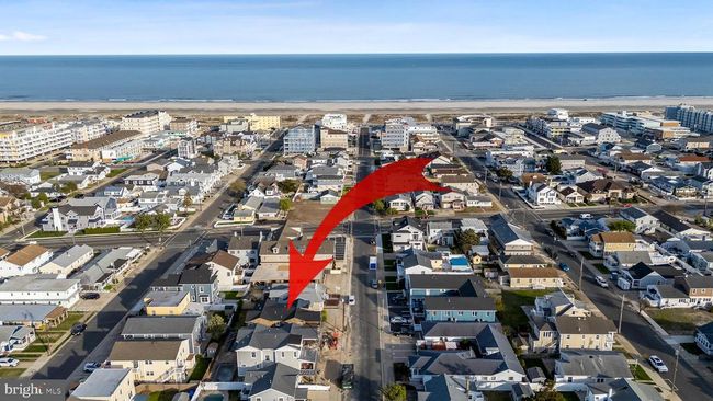 211 E East Monterey Avenue, Home with 5 bedrooms, 5 bathrooms and null parking in WILDWOOD CREST NJ | Image 4