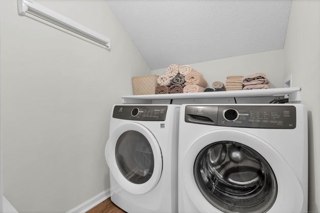 Laundry on Second Level | Image 28