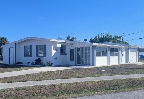 8385 Aero Ave, NORTH PORT, FL, 34287-1906 | Card Image