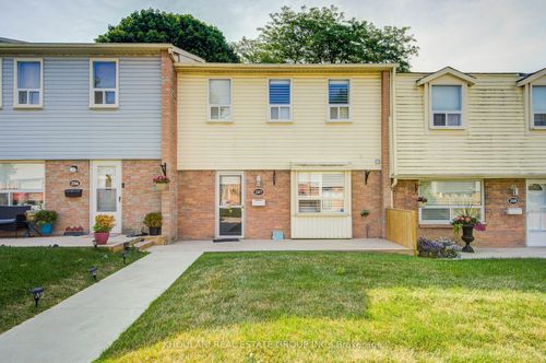 207-1055 Shawnmarr Rd, Mississauga, ON, L5H3V2 | Card Image