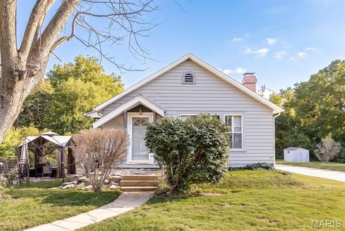 9958 South Road, Fairview Heights, IL, 62208 | Card Image