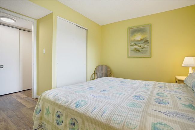 K302 - 3622 Lake Bayshore Dr, Condo with 2 bedrooms, 2 bathrooms and null parking in BRADENTON FL | Image 7