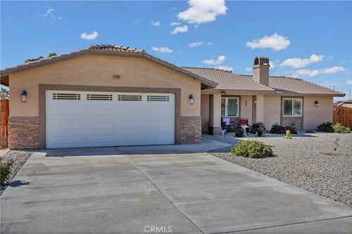 11988 Pecos, Apple Valley, CA, 92308 | Card Image