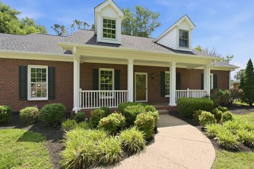 209 Cotton Ln, Franklin, TN, 37069-4119 | Card Image
