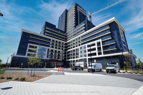 813-3220 William Coltson Ave, Oakville, ON, L6H7X9 | Card Image